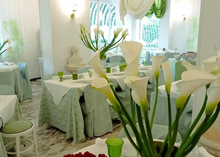 Eveline Portosole Отель 4*