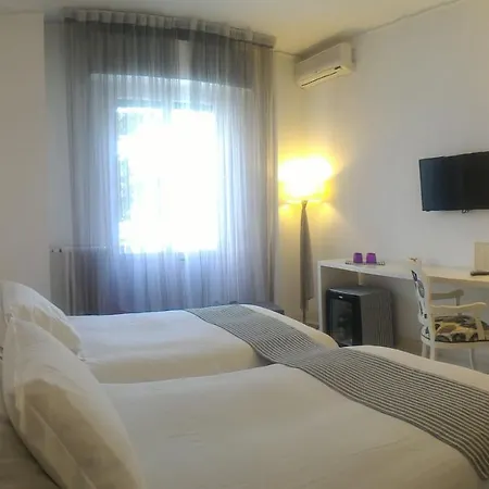 Hotel Eveline Portosole 4*