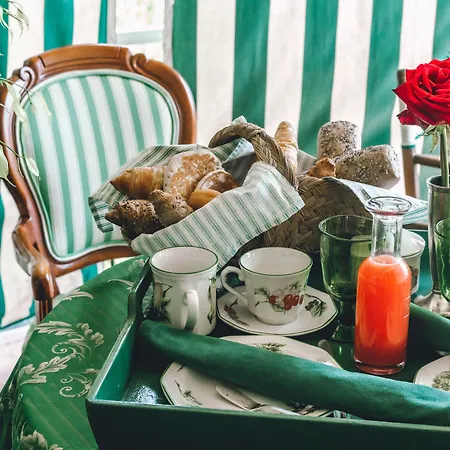 Eveline Portosole Отель