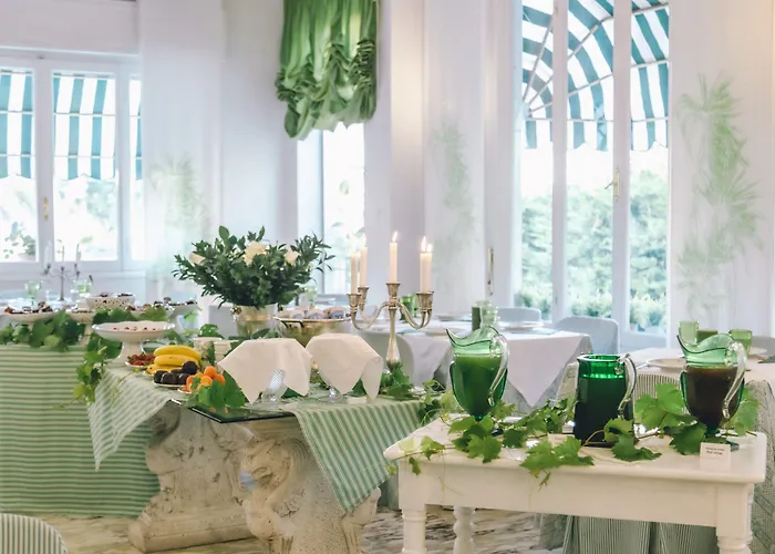 Eveline Portosole Hotel